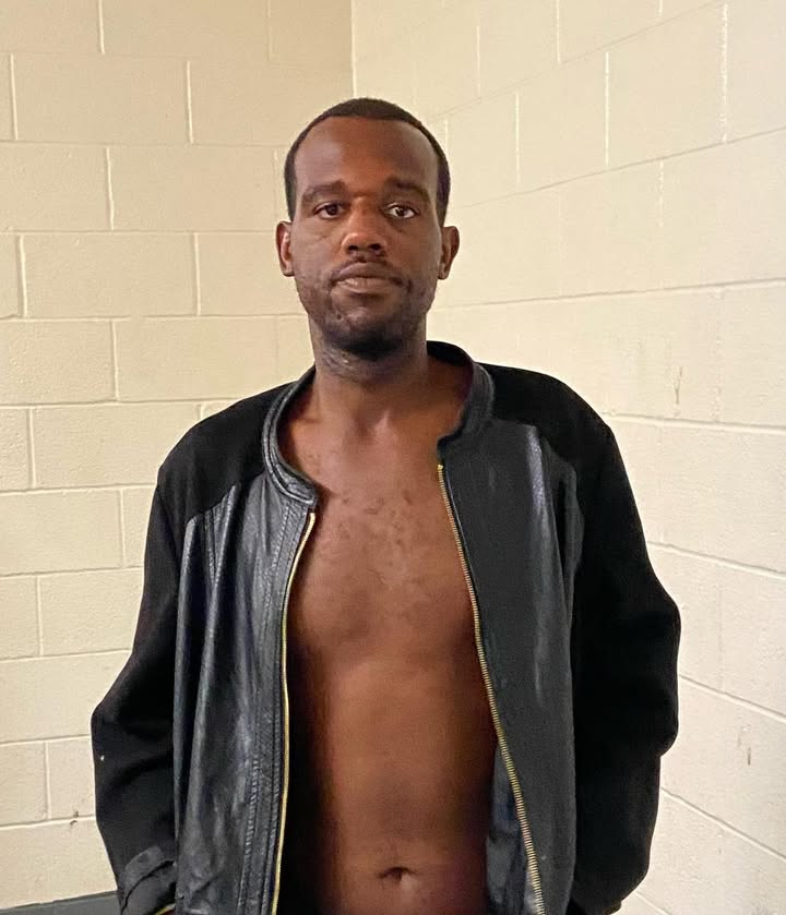 Thanks to Precinct 2 Deputies stopping a clever 🤡 with a knack for stealing has missed his Richard Simmons Disco Sweat class.