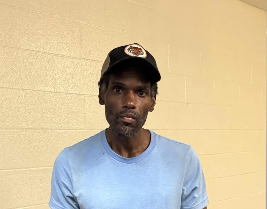 Precinct 2 Deputies swiftly locked up Shunnard who was hiding in plain sight. Precinct 2 Deputies swiftly locked up Shunnard who was hiding in plain sight.