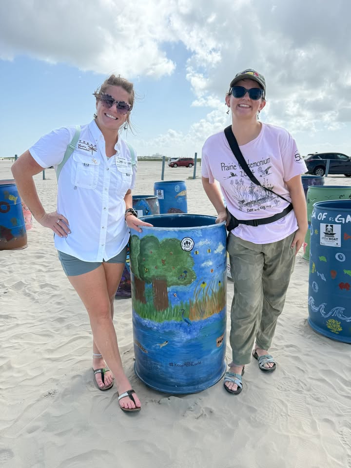 Armand Bayou crew, Chloe and Wren, celebrated World Ocean Day in style on sunny Galveston Island. Armand Bayou crew, Chloe and Wren, celebrated World Ocean Day in style on sunny Galveston Island.