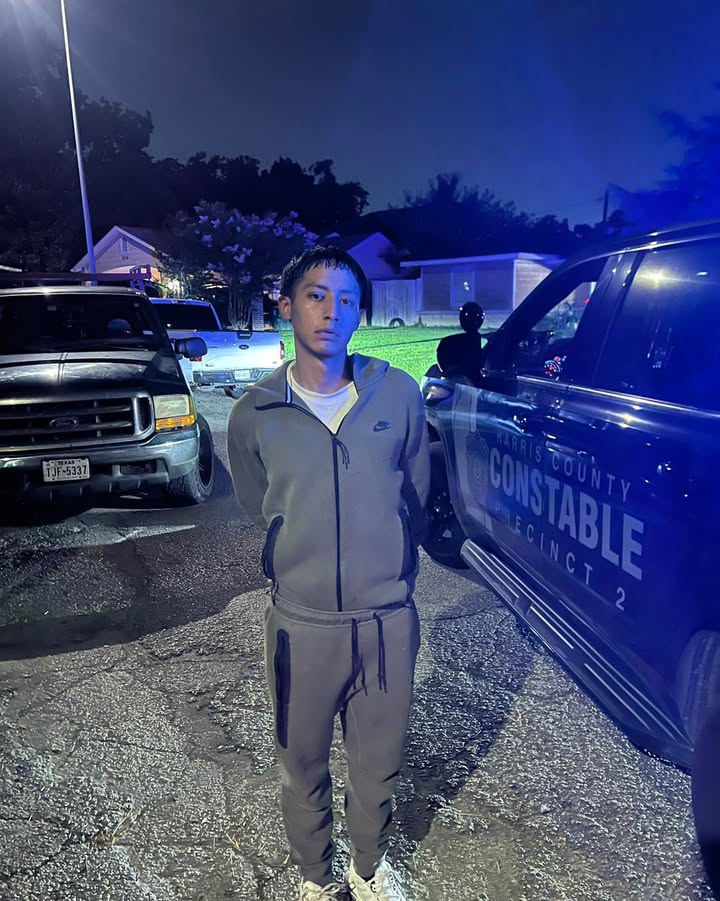 Precinct 2 Sergeant spotted and recovered a stolen vehicle Alex the 🤡 was driving. Someone’s in big trouble. Precinct 2 Sergeant spotted and recovered a stolen vehicle Alex the 🤡 was driving. Someone’s in big trouble.