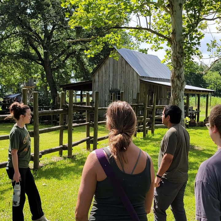 It was an amazing afternoon at Armand Bayou, counting over 32 bird species and celebrating our enthusiastic new volunteers at Mays Pond. It was an amazing afternoon at Armand Bayou, counting over 32 bird species and celebrating our enthusiastic new volunteers at Mays Pond.