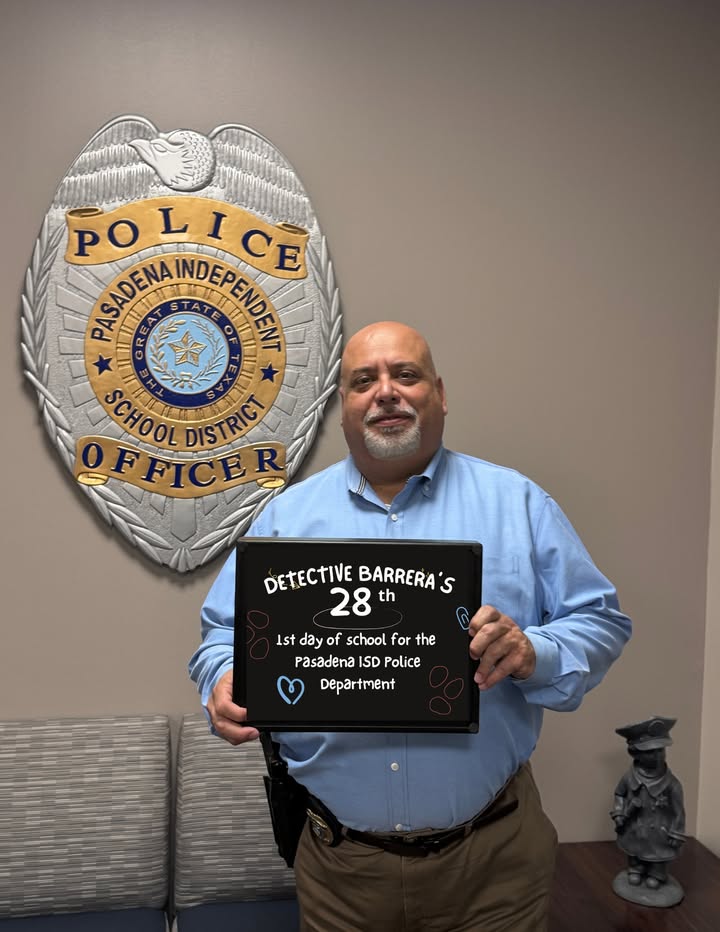 PISD PD Detective Barreras, a seasoned pro, struts into his 28th first day of school.