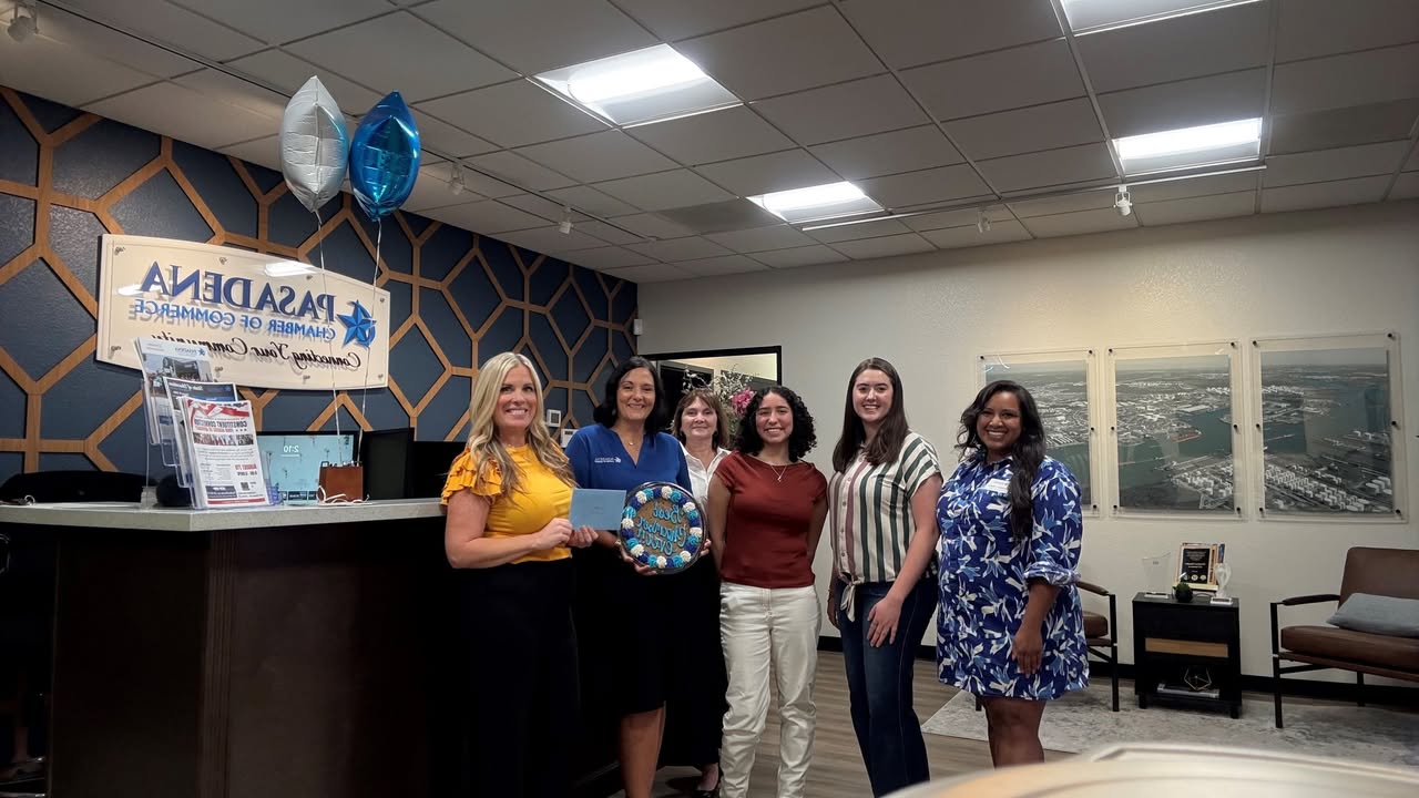 That’s a wrap for the Chamber’s amazing interns leaving a gigantic cookie in their dust. That’s a wrap for the Chamber’s amazing interns leaving a gigantic cookie in their dust.